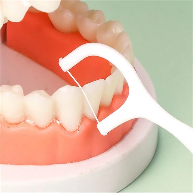 1/2/5/10 Box Portable Disposable Dental Floss Plastic Toothpick High-tension Dental Floss Stick Dental Floss Box Oral Care